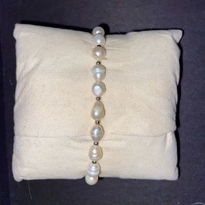 Dazzling Pearl bracelet